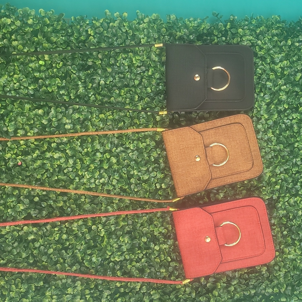 Lightweight purse for Cell phone/ Cards/Keys.. with gold ring very deep